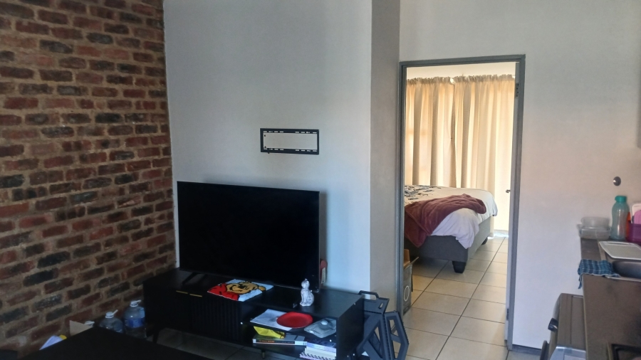 1 Bedroom Property for Sale in Bult West North West